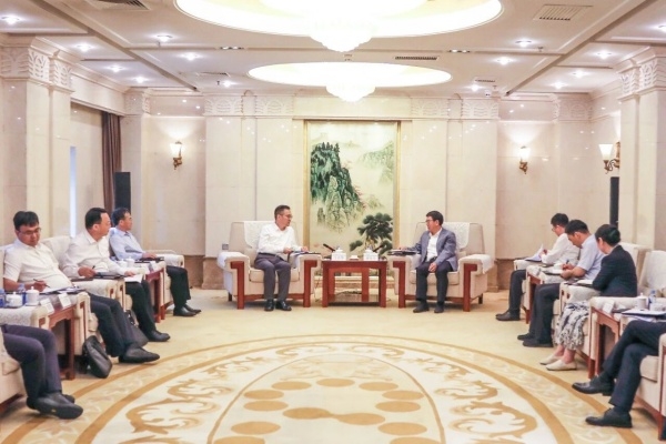 山东沉工与中国节能座谈互换